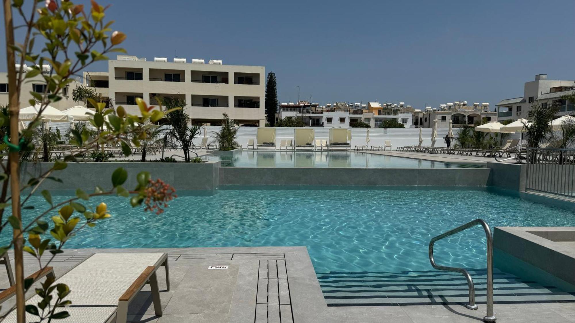 Abacus Suites Айя Напа Екстериор снимка
