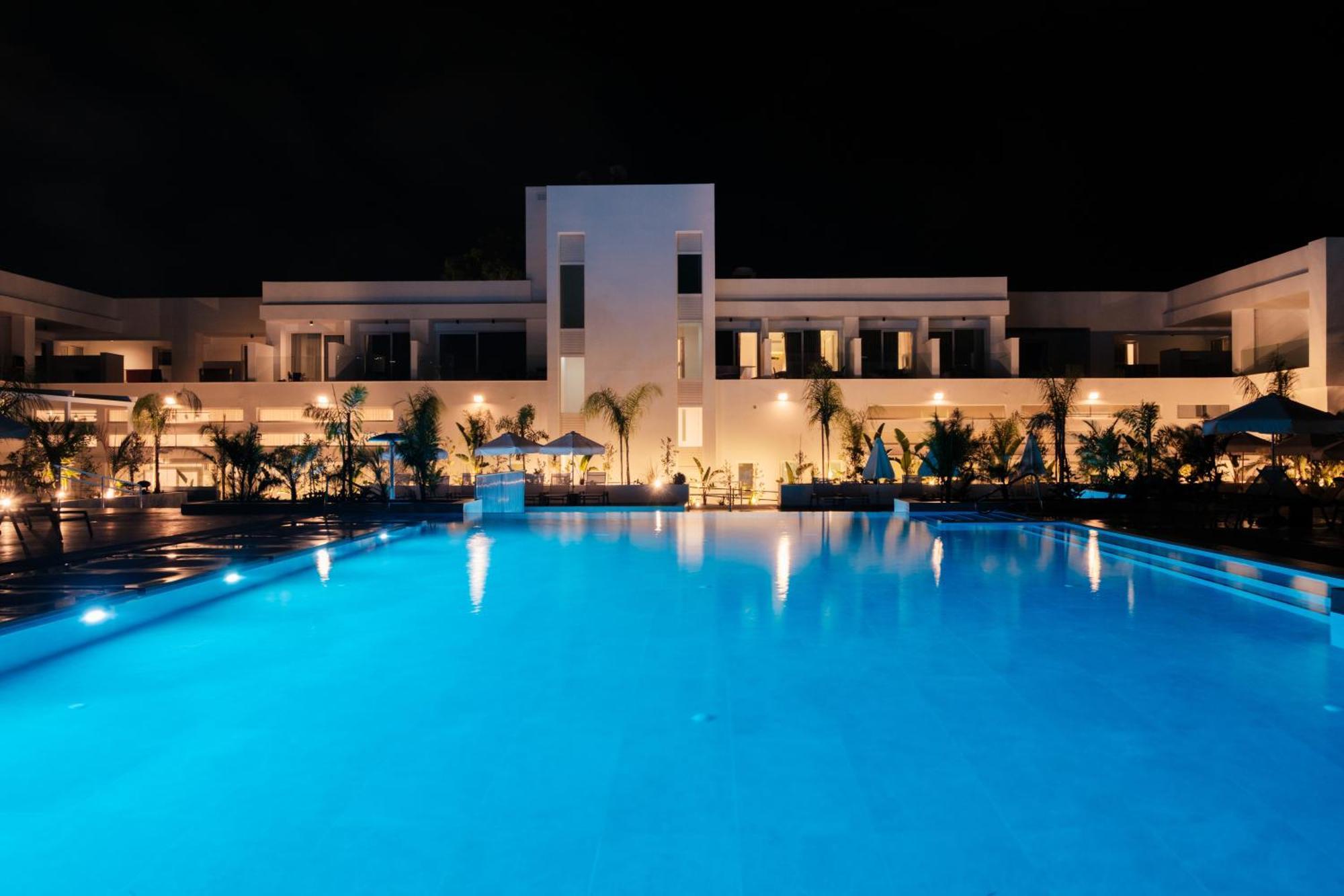 Abacus Suites Айя Напа Екстериор снимка