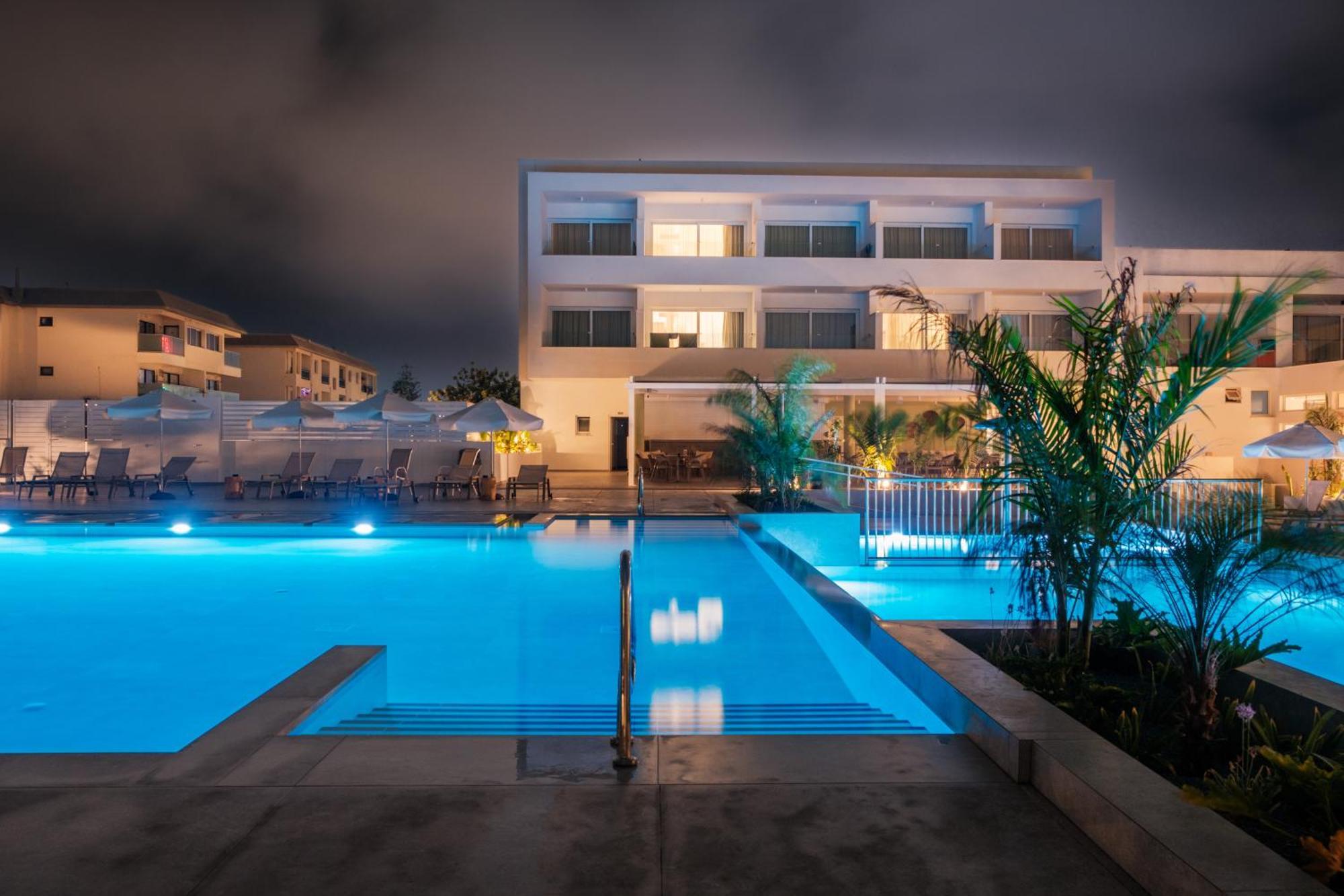 Abacus Suites Айя Напа Екстериор снимка