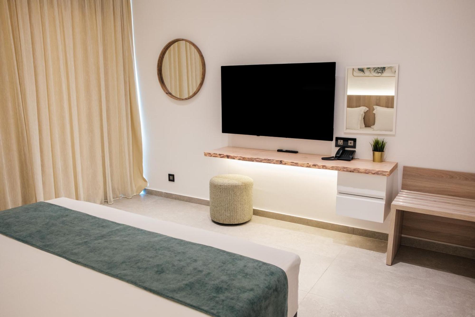 Abacus Suites Айя Напа Екстериор снимка